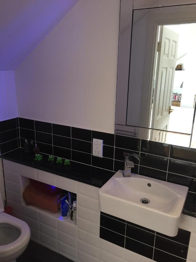Spacious, Modern 3 Bedroom Luxury Flat In Centre Location Broughty Ferry Extérieur photo