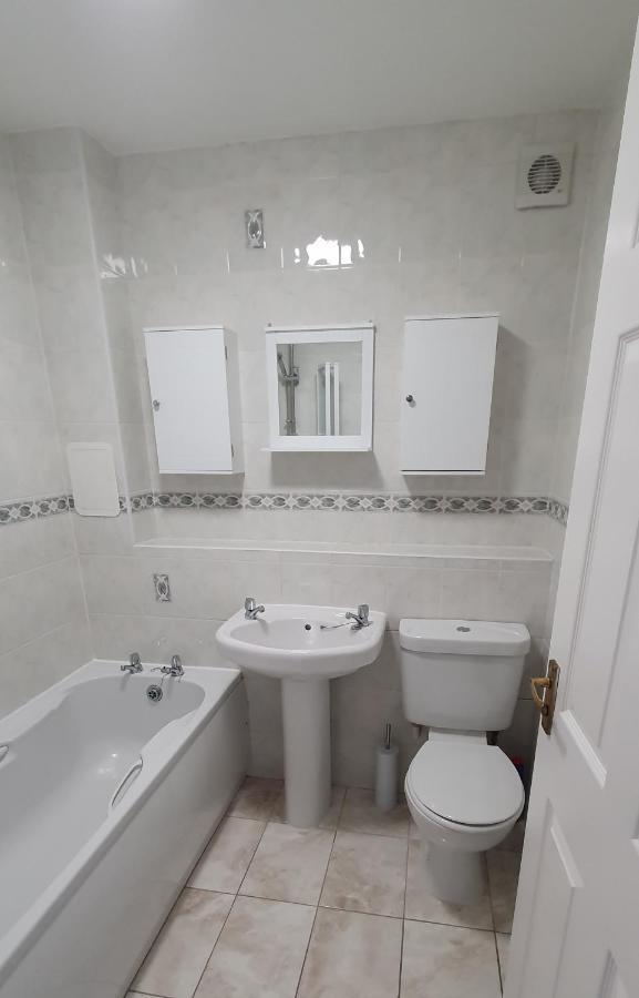 Spacious, Modern 3 Bedroom Luxury Flat In Centre Location Broughty Ferry Extérieur photo